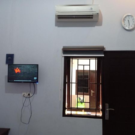 Homestay Dan Kost 78 Джепара Екстериор снимка