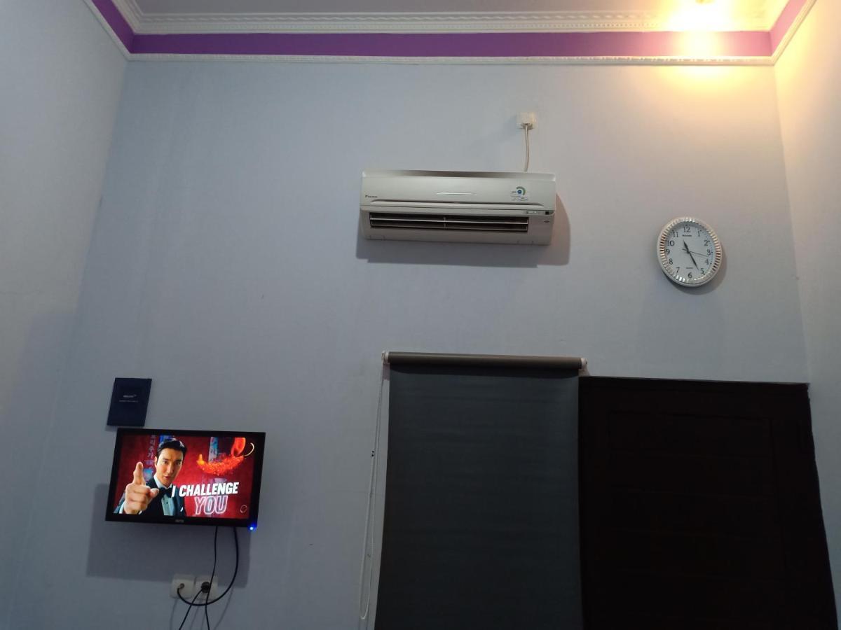 Homestay Dan Kost 78 Джепара Екстериор снимка