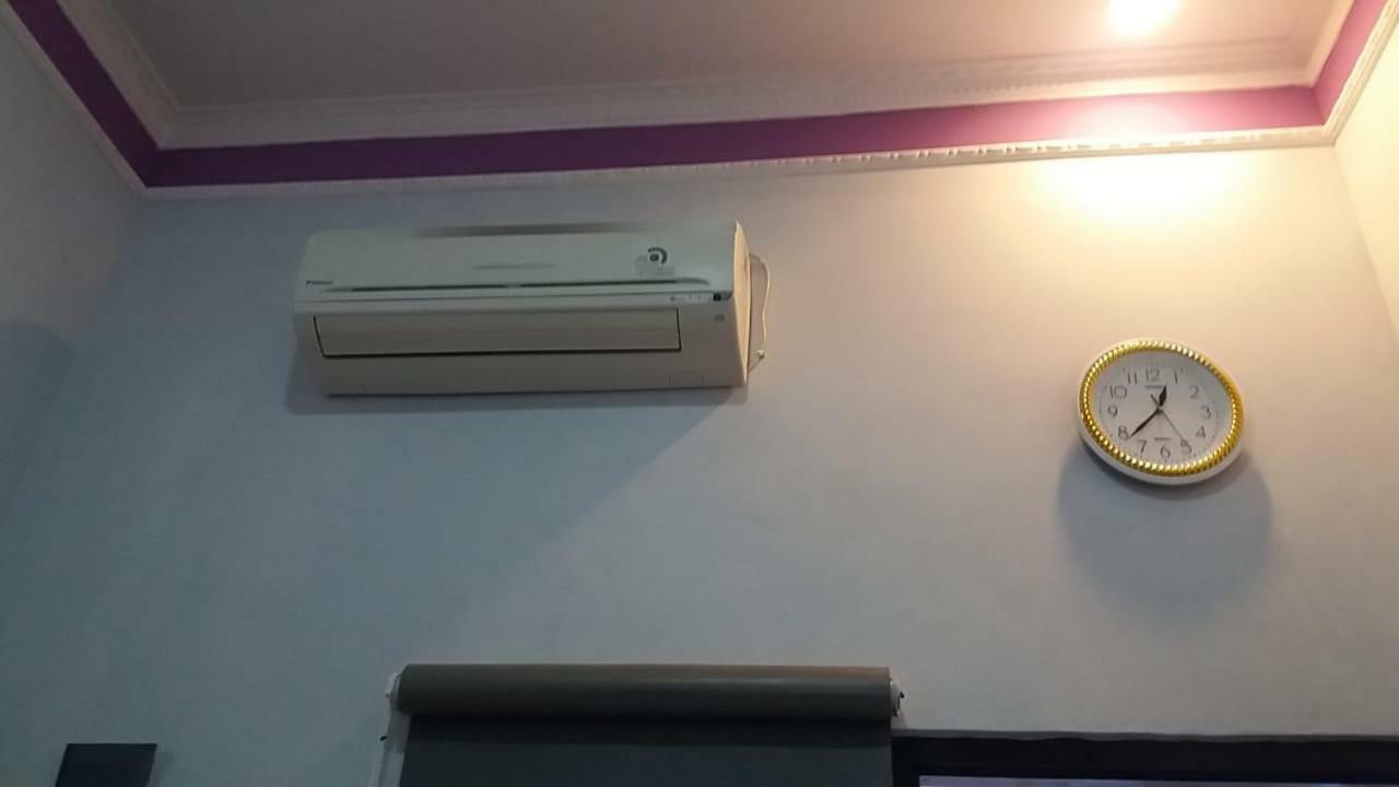 Homestay Dan Kost 78 Джепара Екстериор снимка