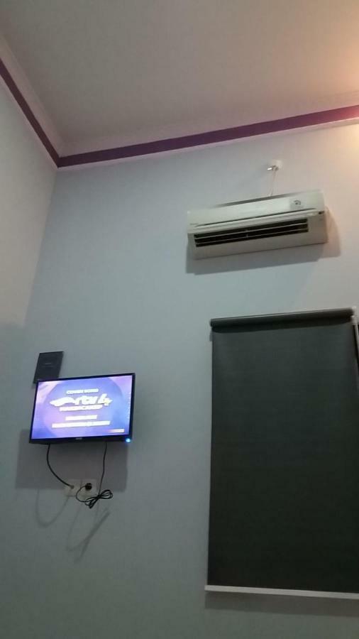 Homestay Dan Kost 78 Джепара Екстериор снимка