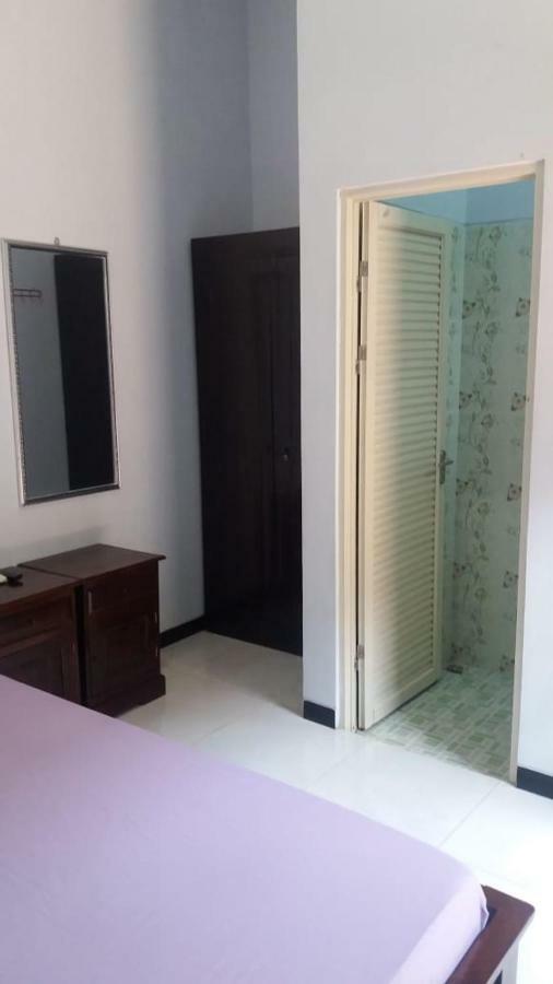 Homestay Dan Kost 78 Джепара Екстериор снимка
